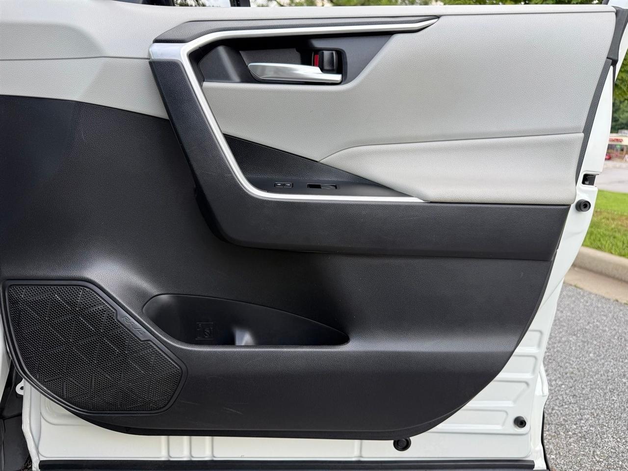 Toyota RAV4  2020