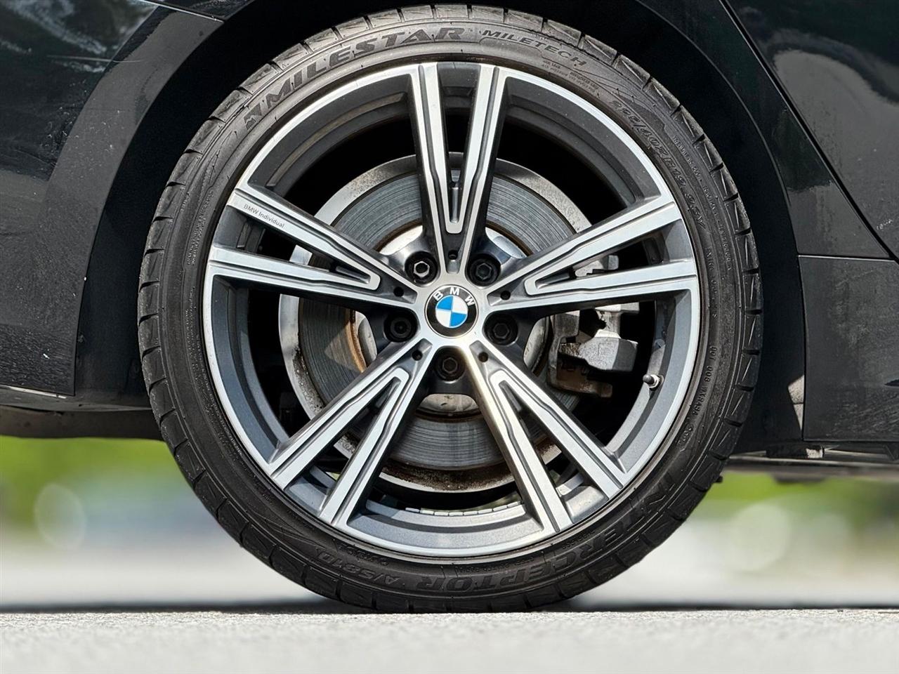 BMW 3 Series  2020