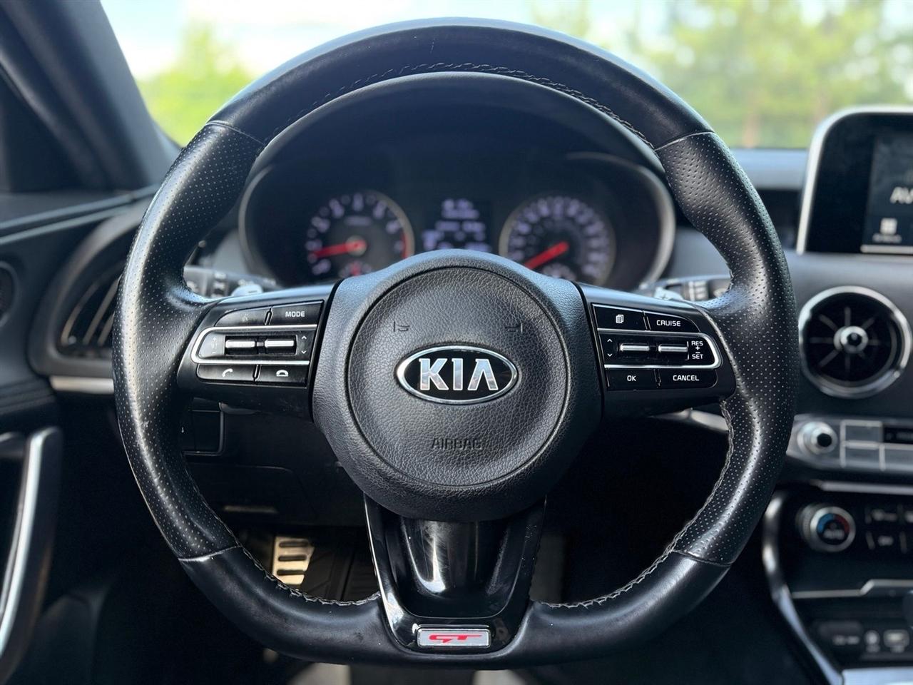 Kia Stinger  2020