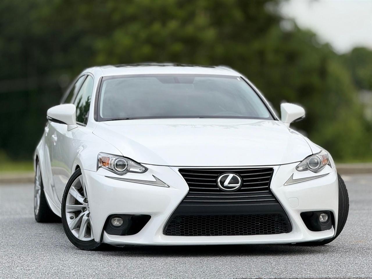 Lexus IS 200t  2016