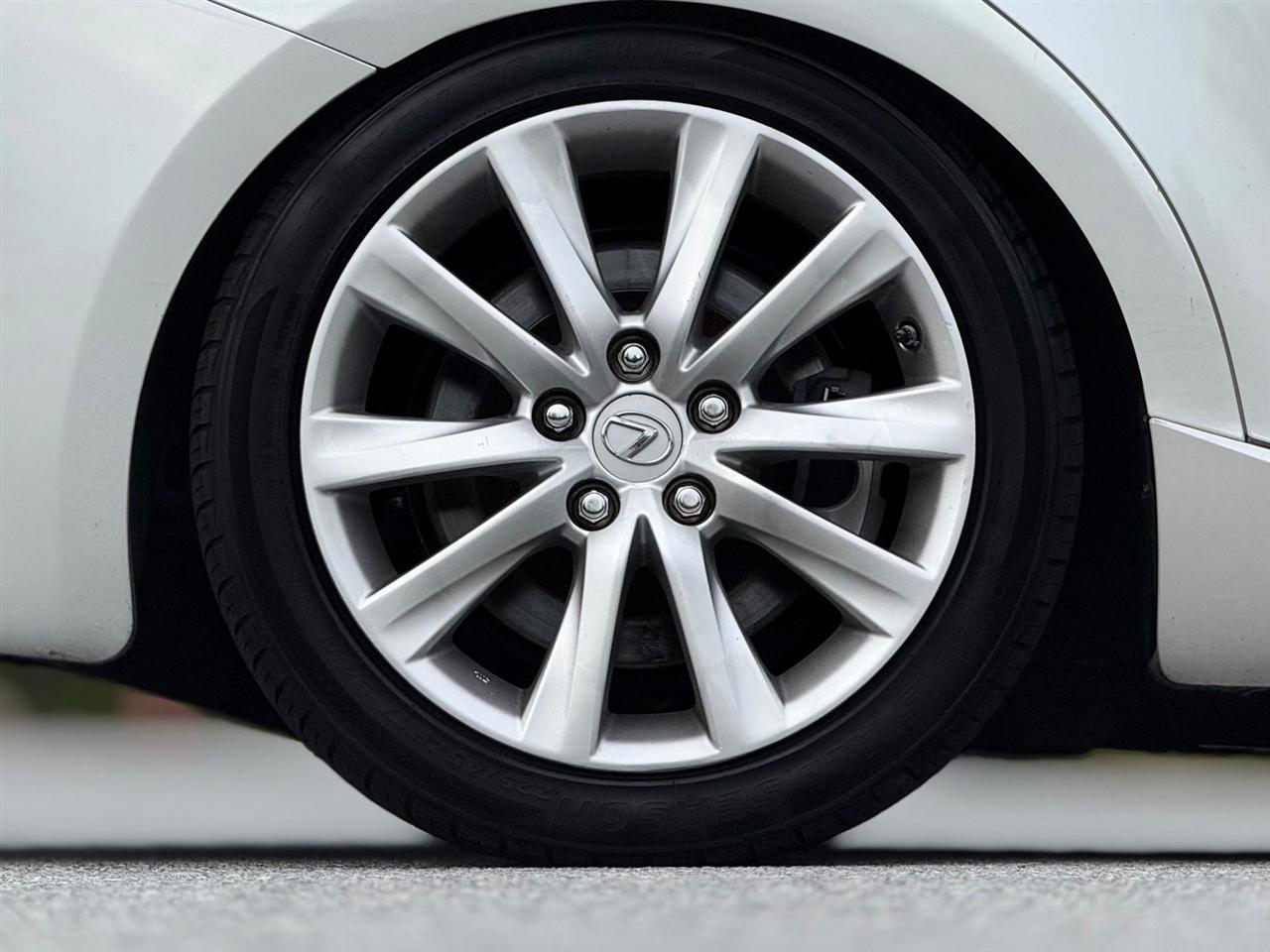 Lexus IS 200t  2016