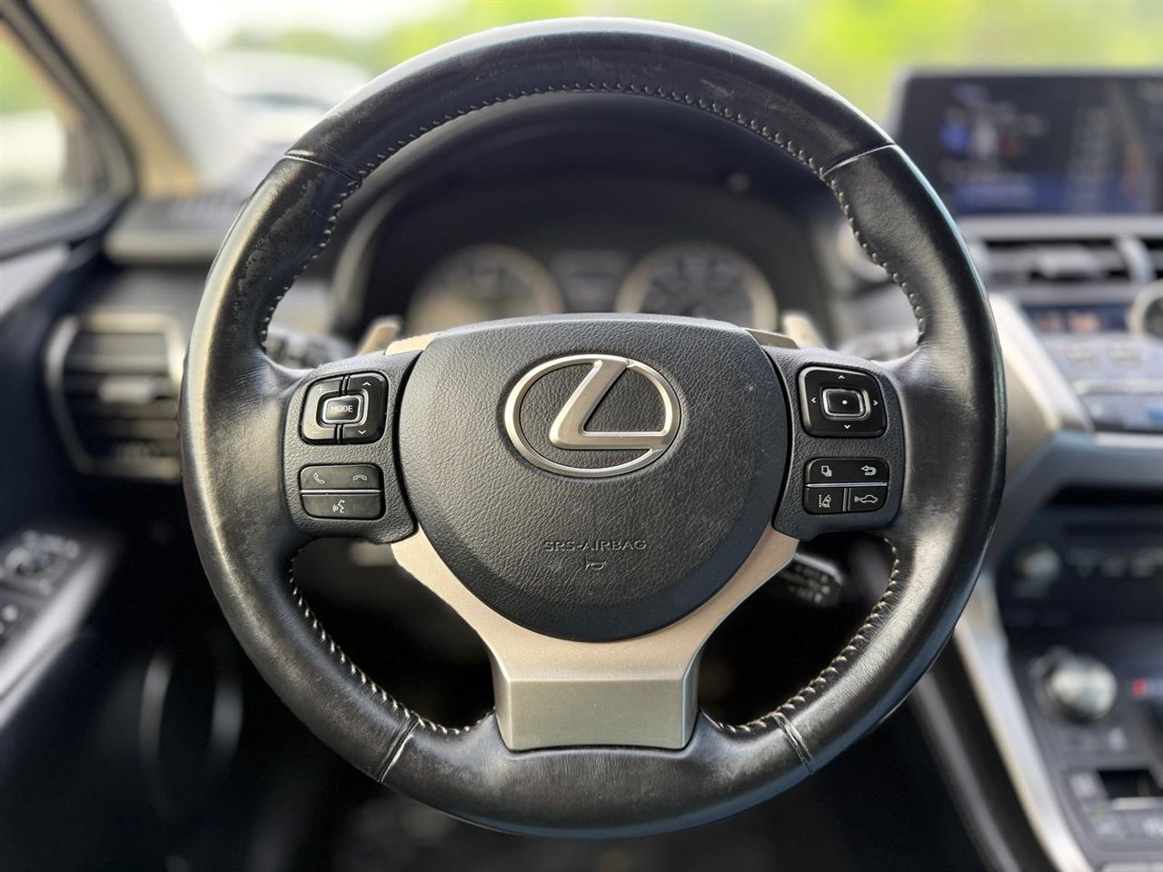 Lexus NX  2018