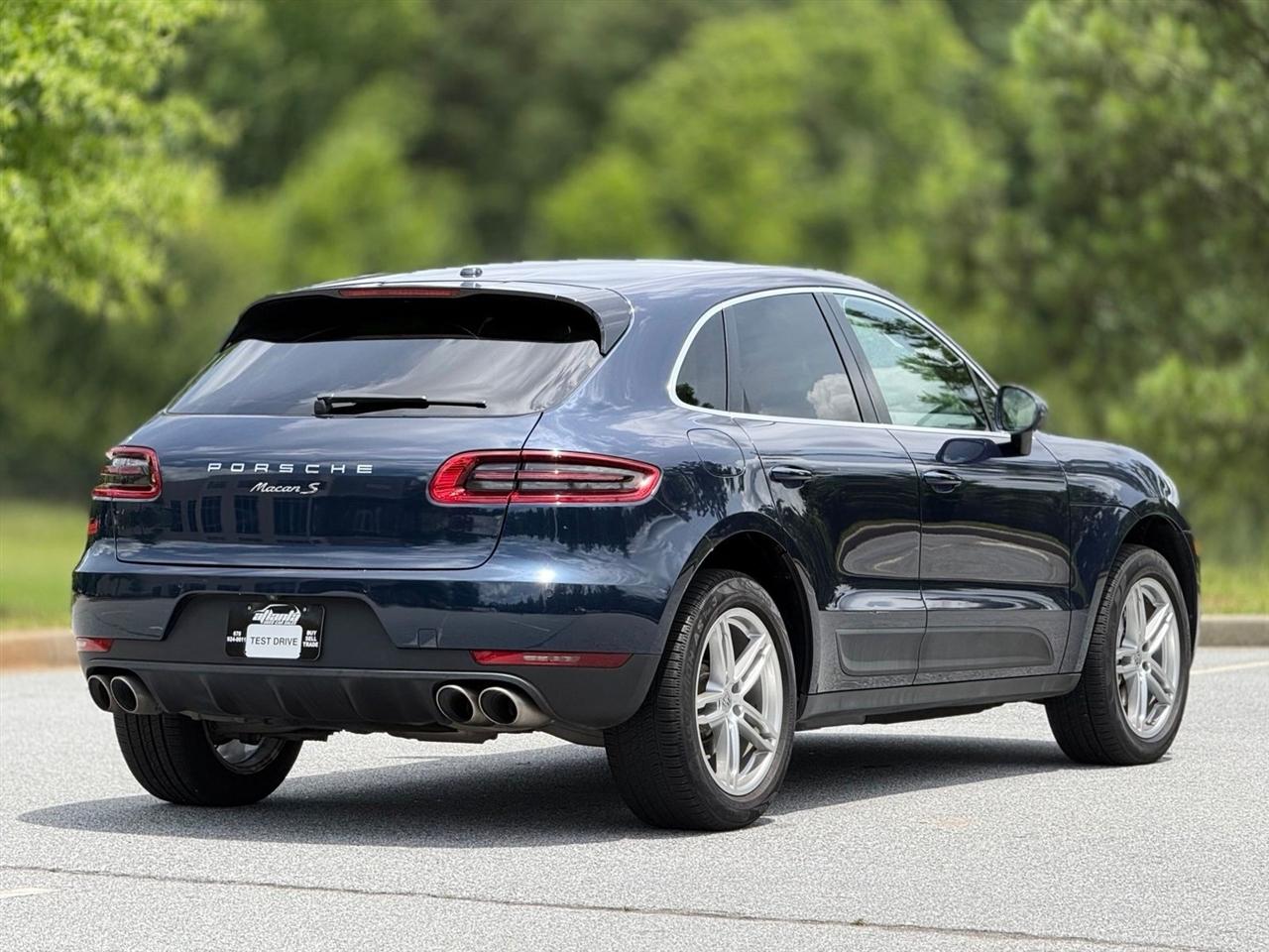 Porsche Macan  2015
