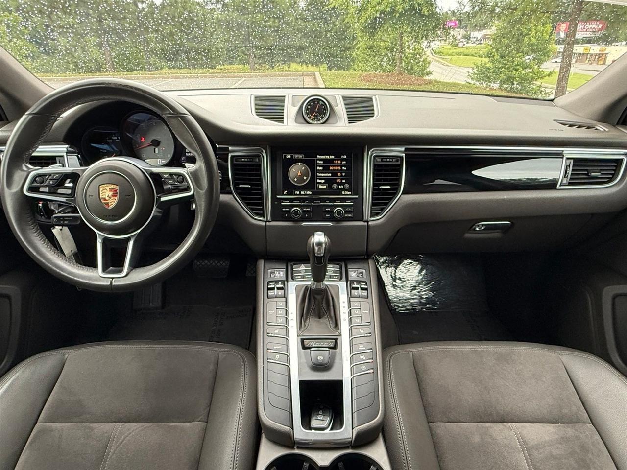 Porsche Macan  2015