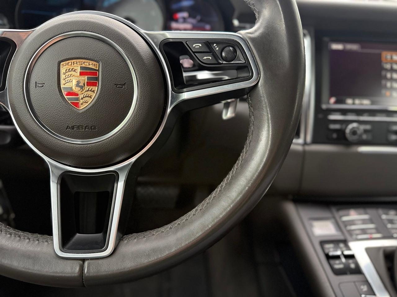 Porsche Macan  2015