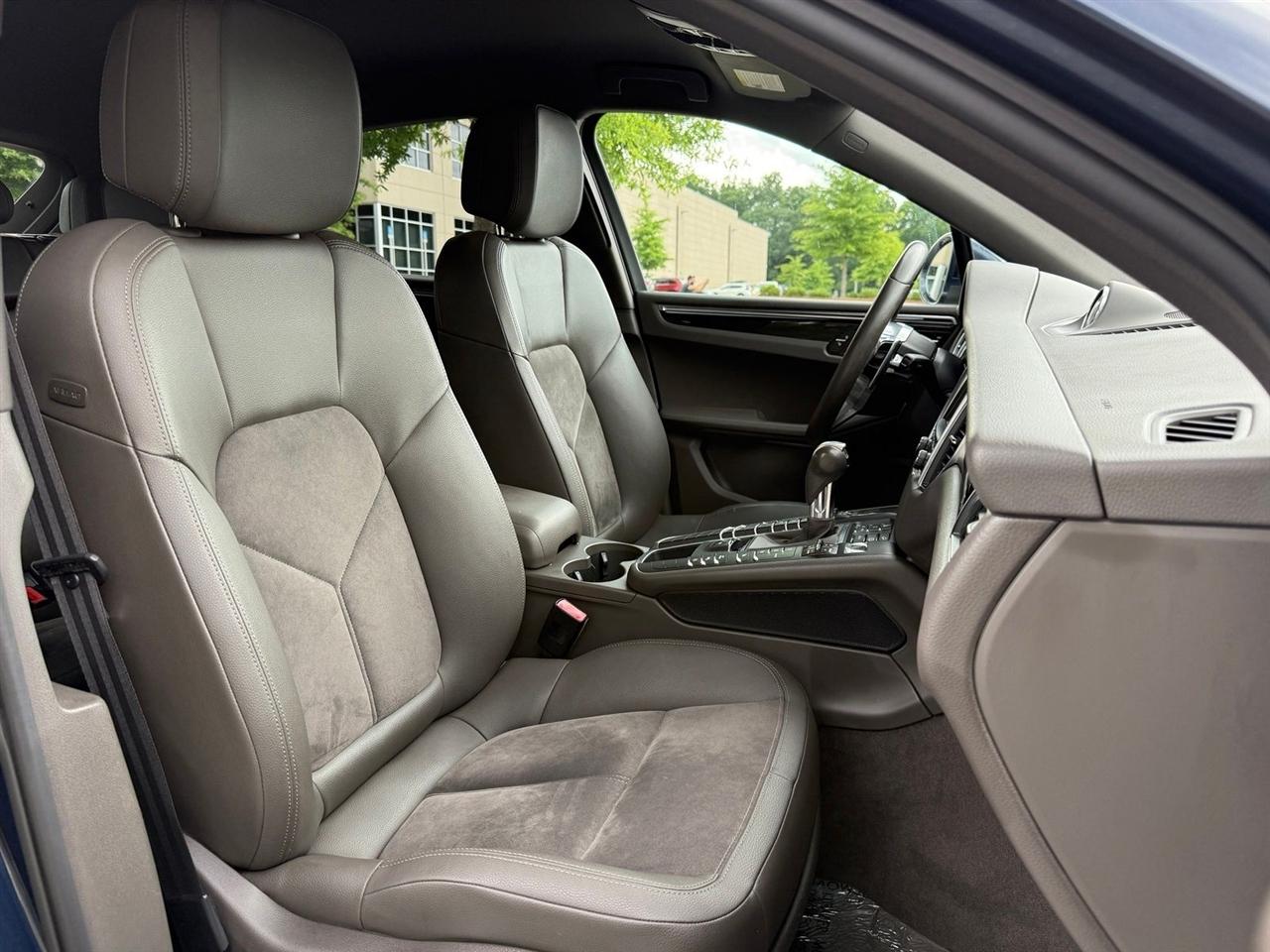 Porsche Macan  2015