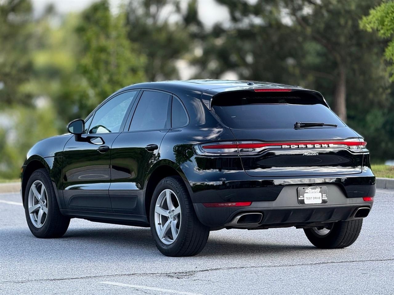 Porsche Macan  2020