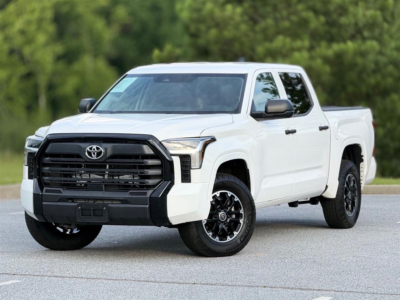 Toyota Tundra 4WD  2024