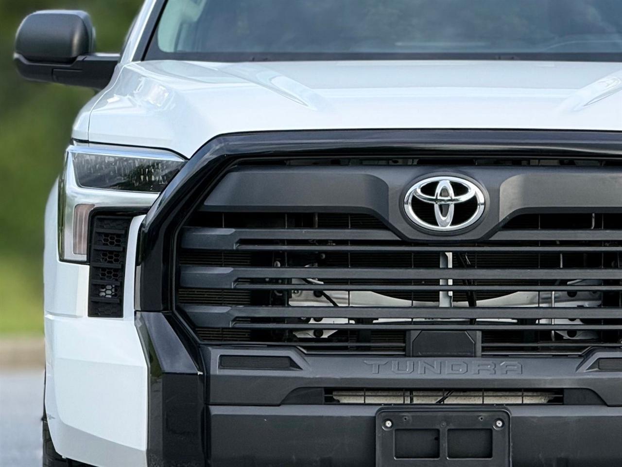 Toyota Tundra 4WD  2024