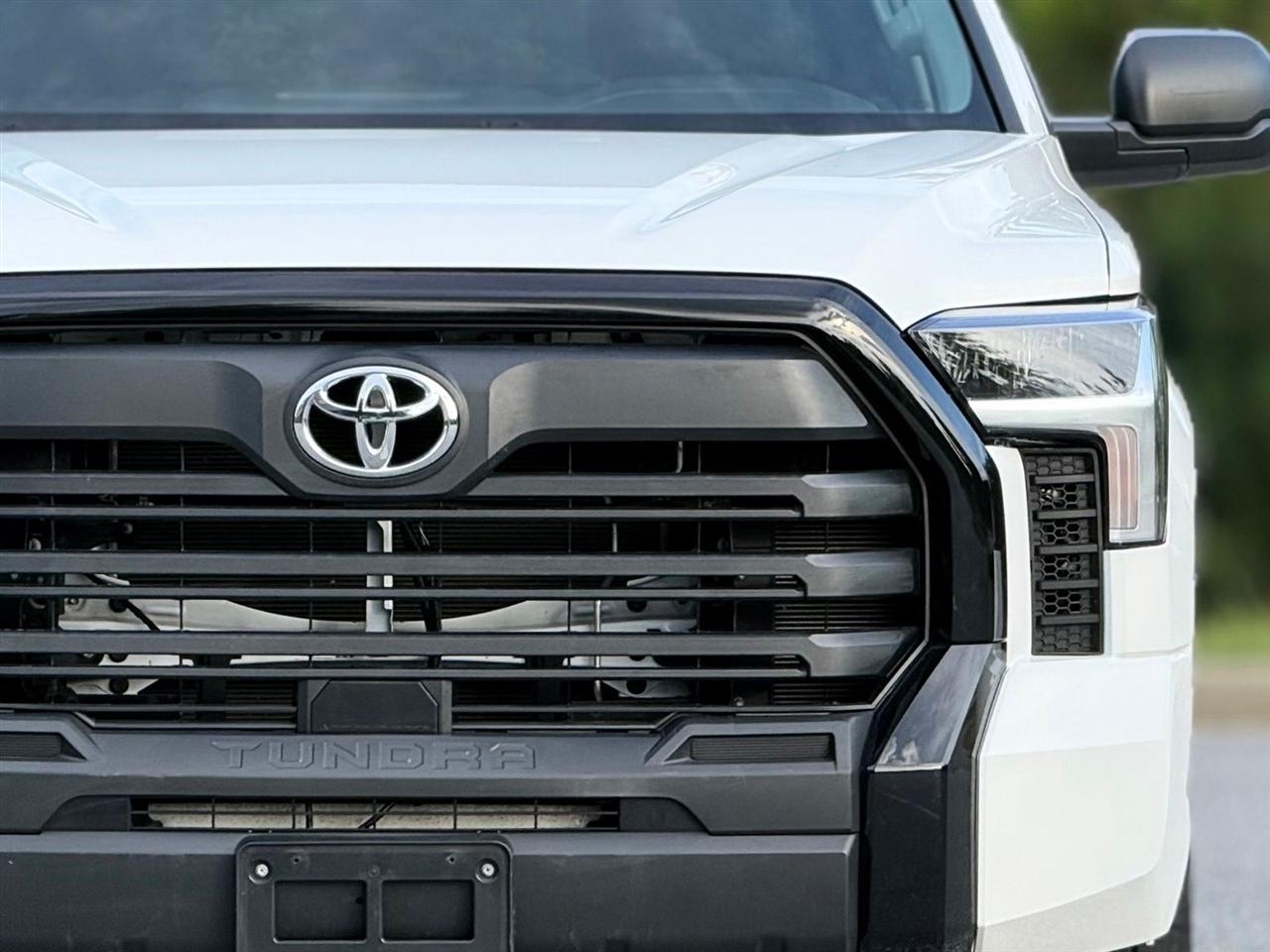 Toyota Tundra 4WD  2024