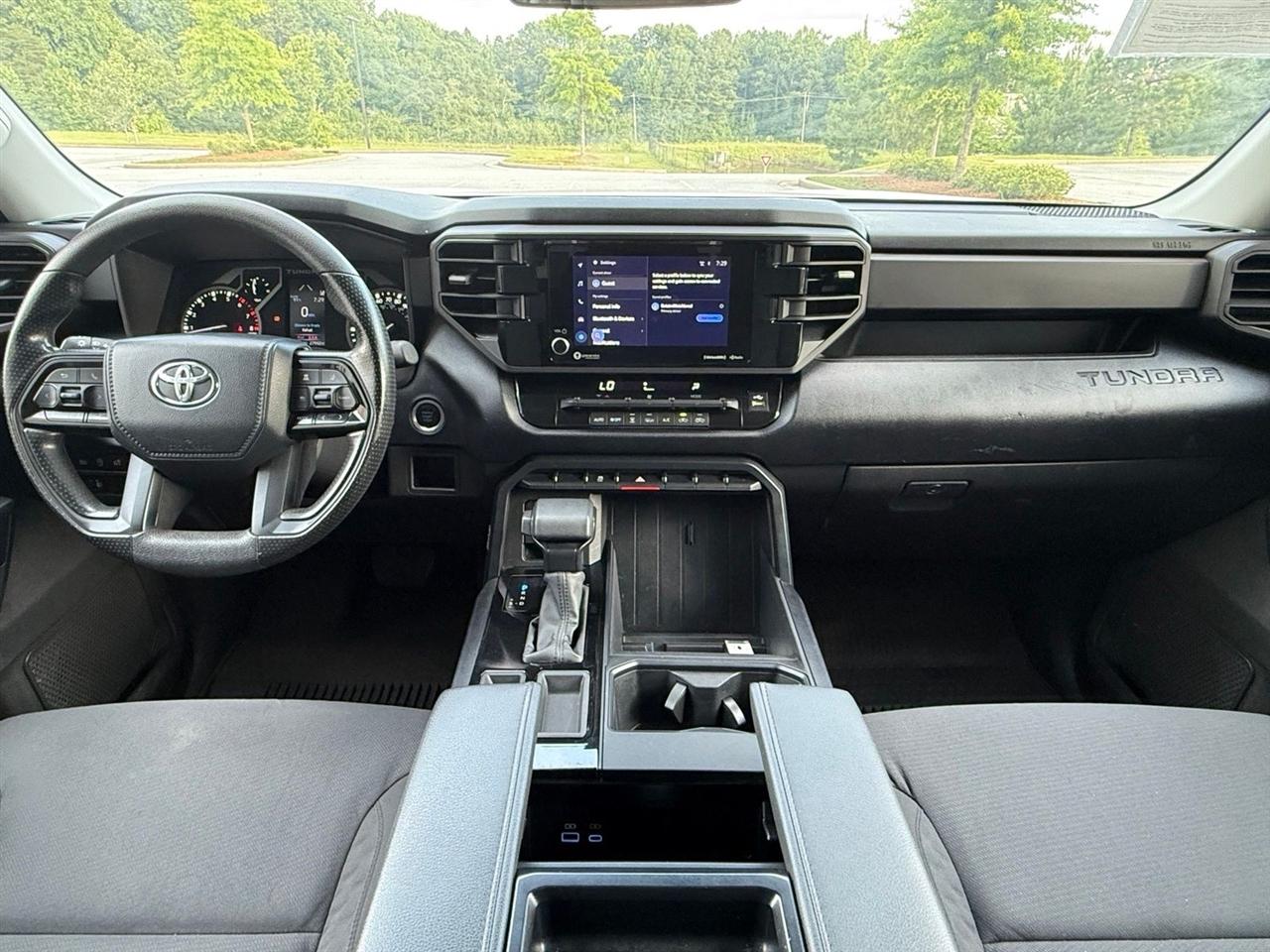 Toyota Tundra 4WD  2024