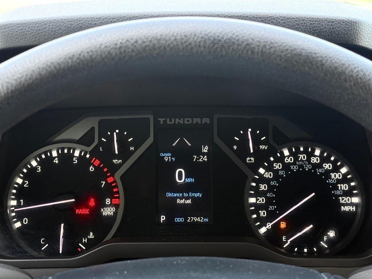 Toyota Tundra 4WD  2024