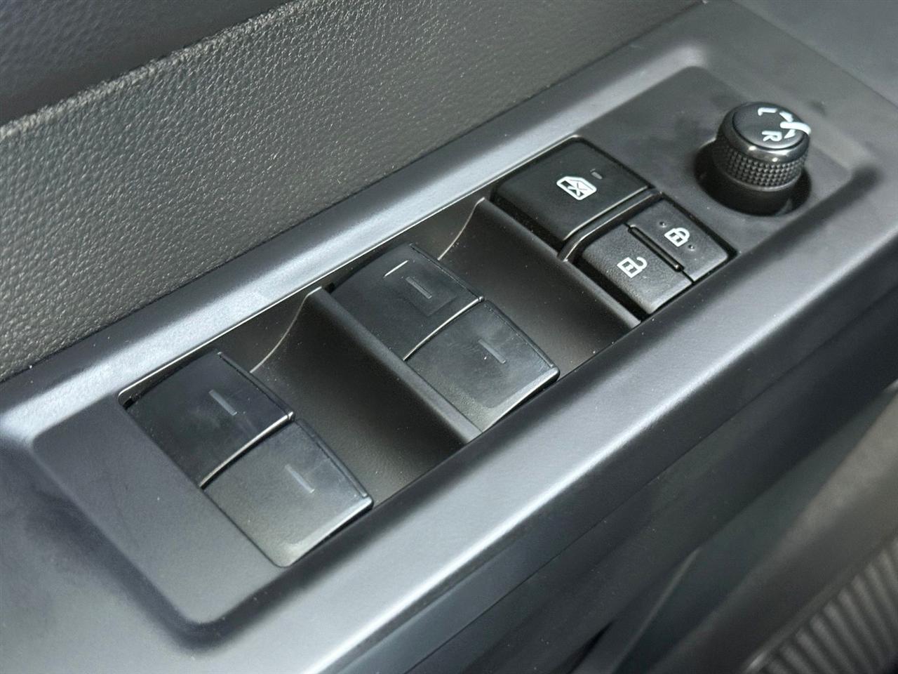 Toyota Tundra 4WD  2024