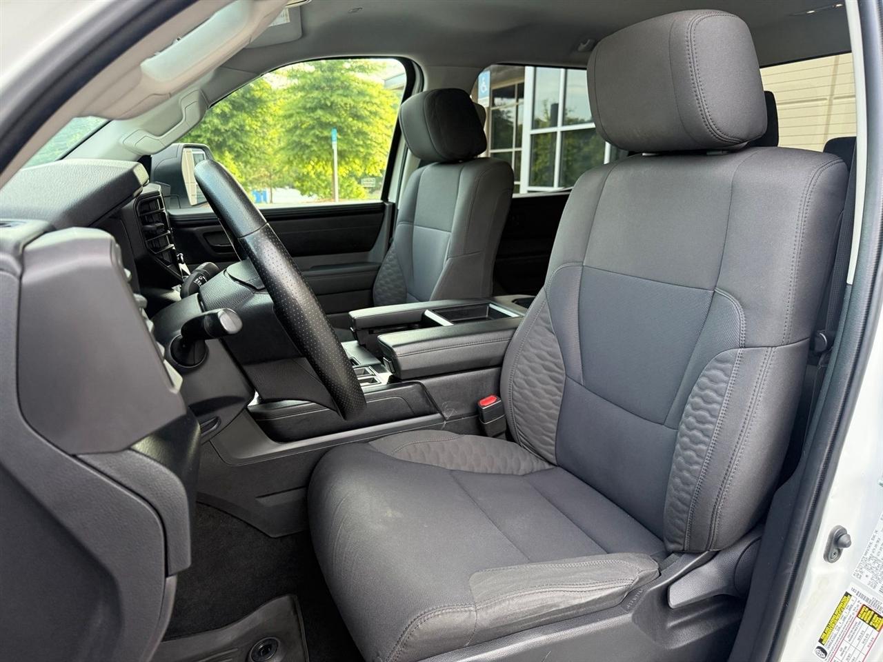 Toyota Tundra 4WD  2024