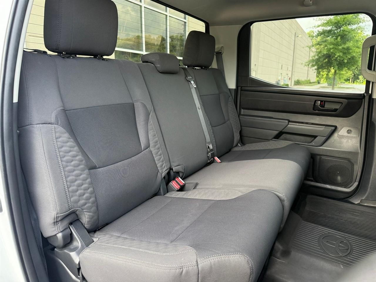 Toyota Tundra 4WD  2024