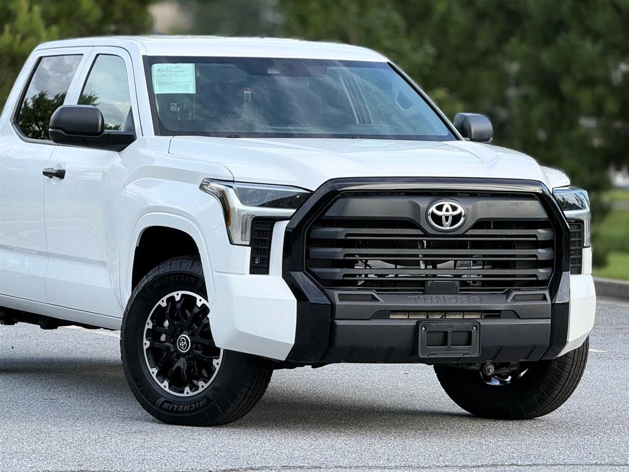 Toyota Tundra 4WD  2024