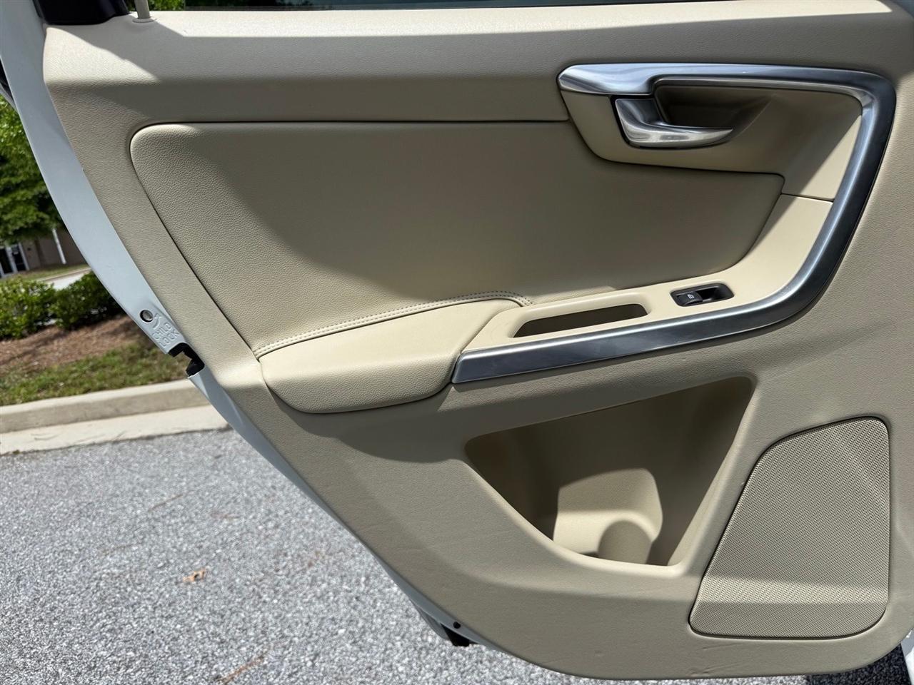 Volvo XC60  2016