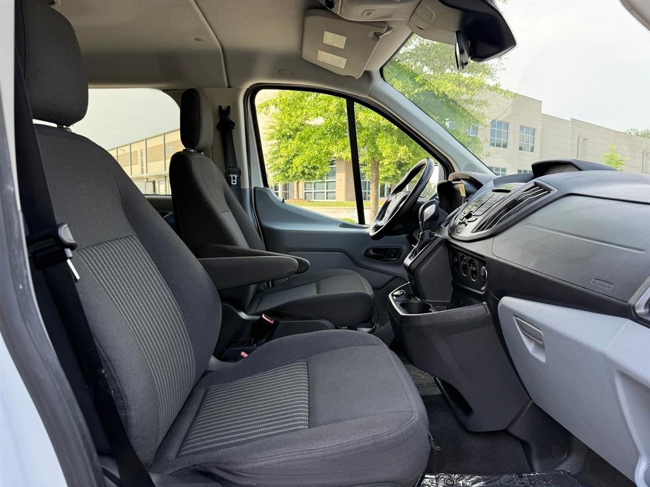 Ford Transit Wagon  2017