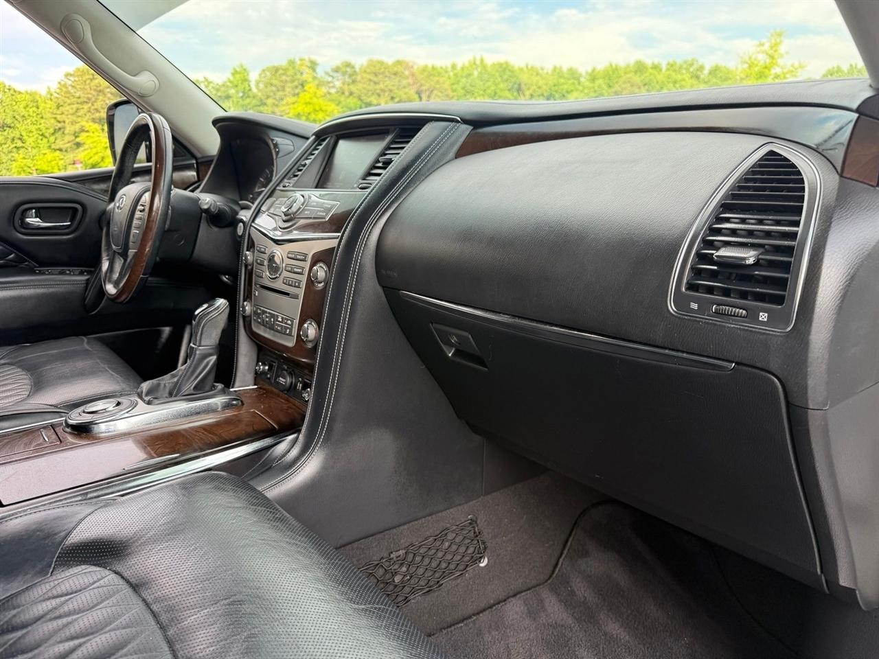 Infiniti QX80  2019