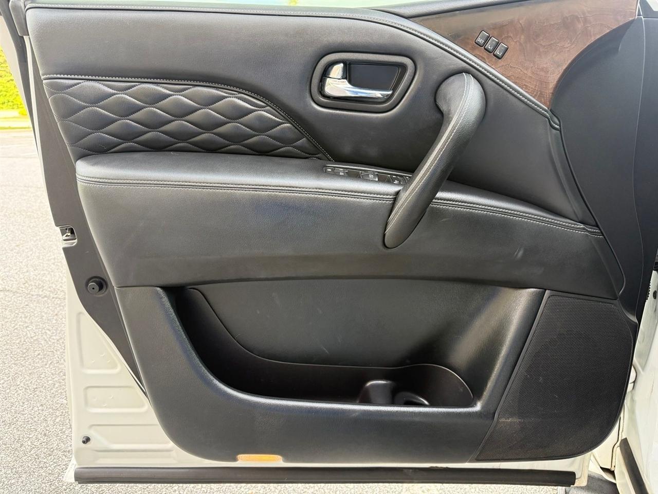 Infiniti QX80  2019