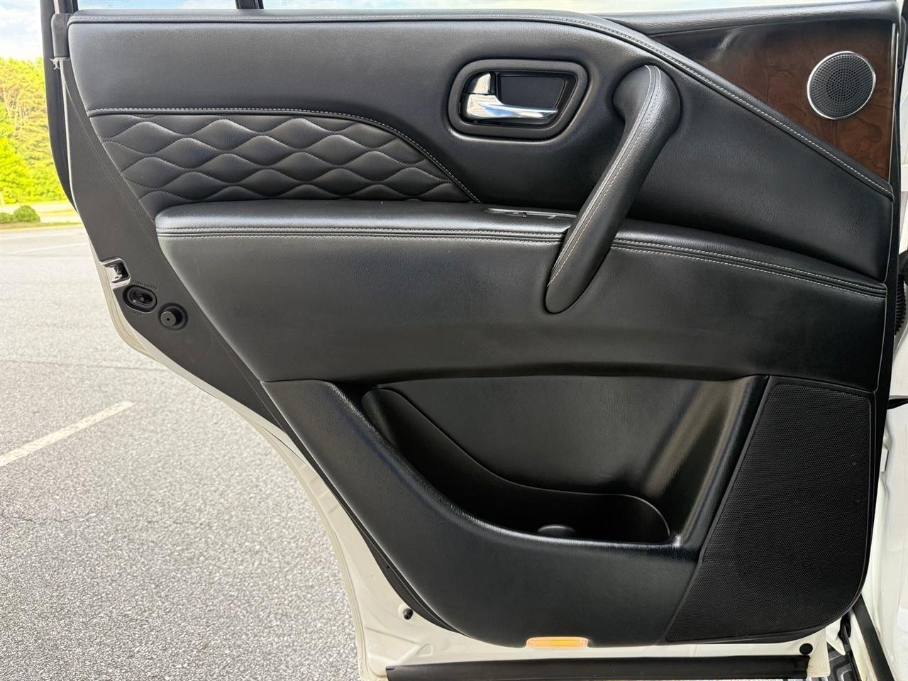 Infiniti QX80  2019