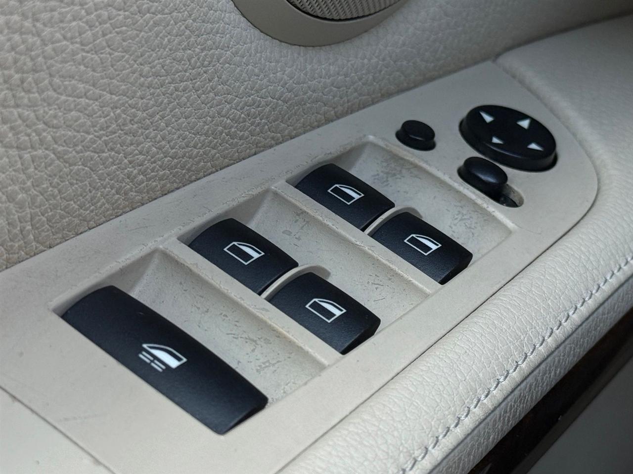 BMW 3 Series  2008