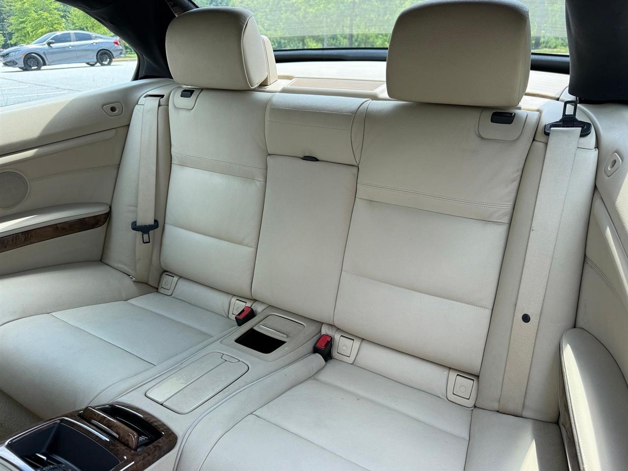 BMW 3 Series  2008