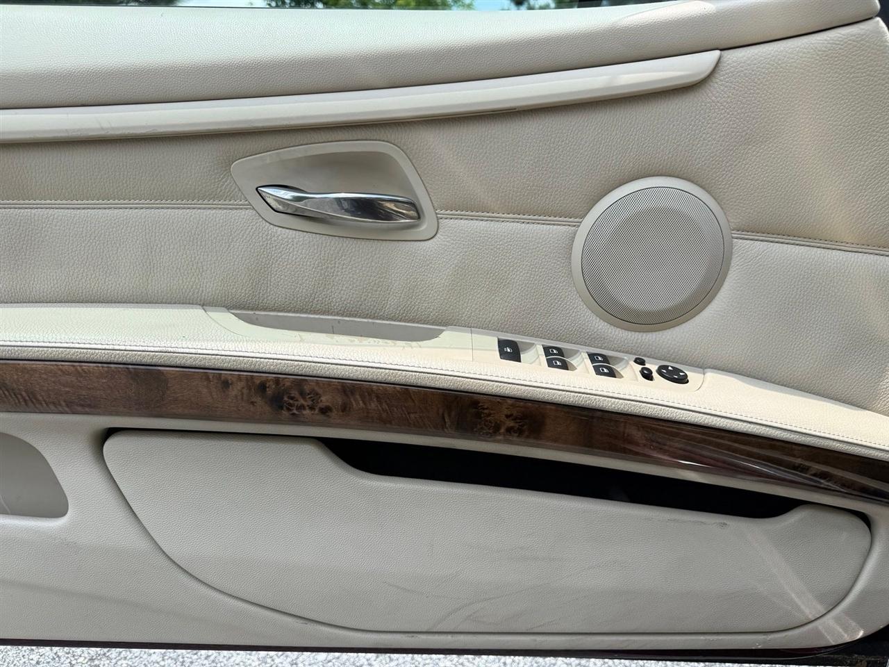 BMW 3 Series  2008