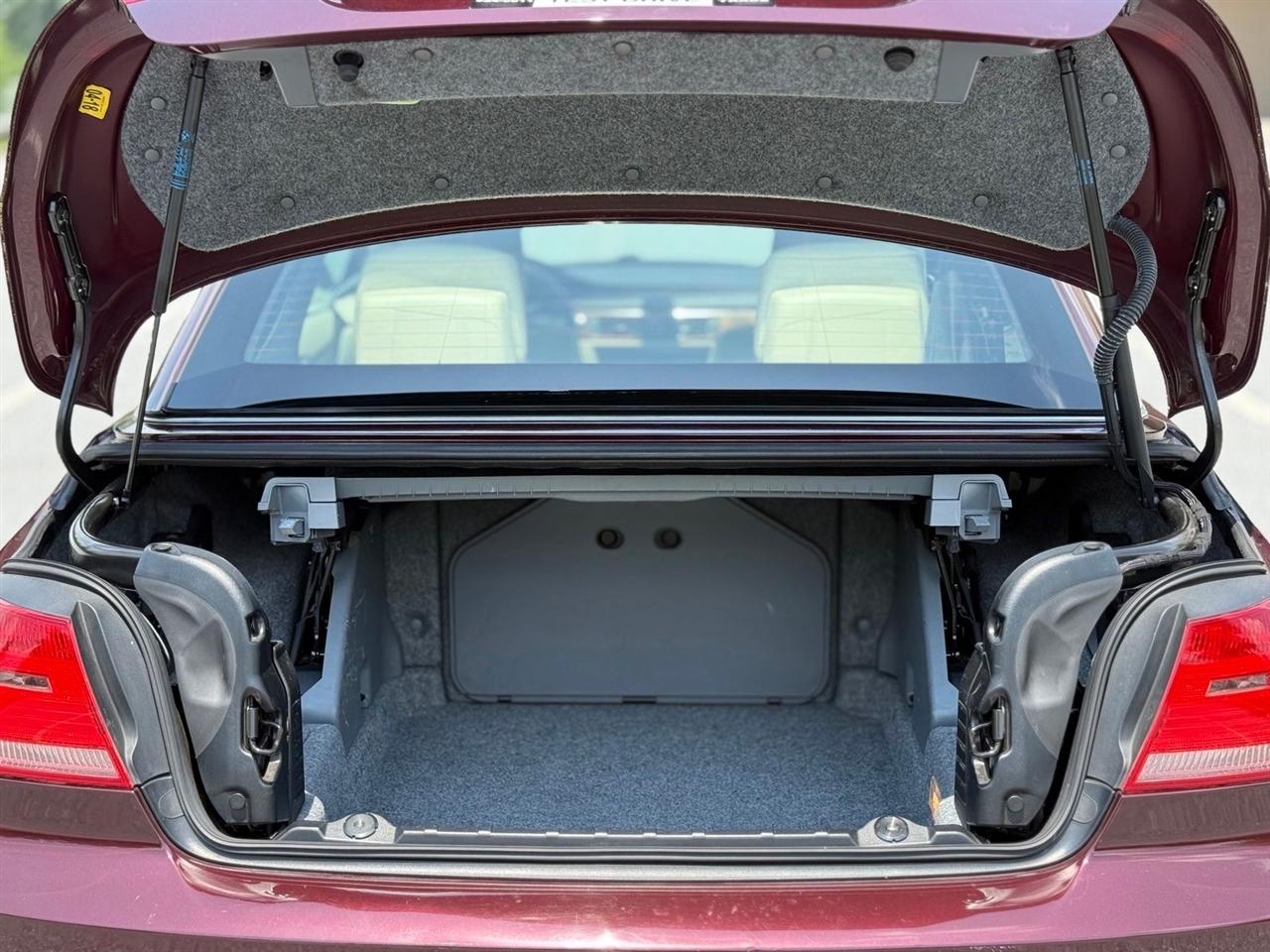 BMW 3 Series  2008