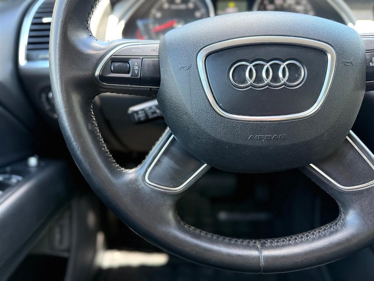 Audi Q7  2013