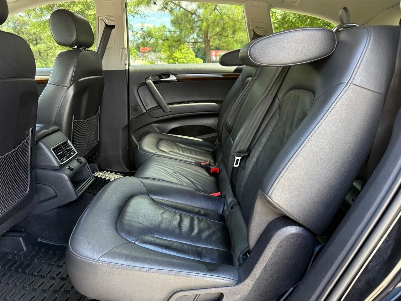 Audi Q7  2013