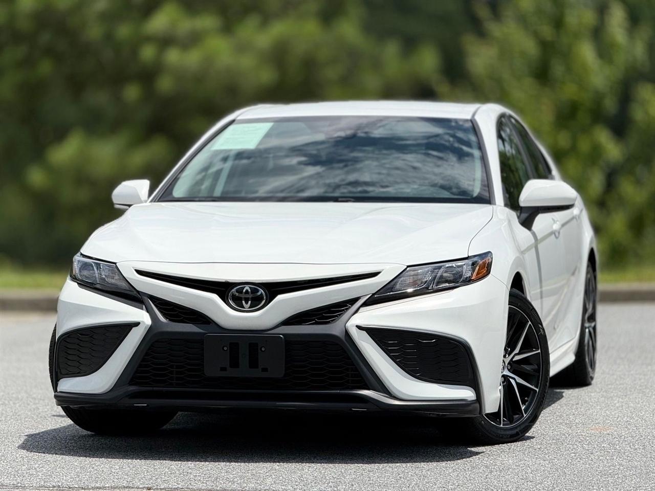 Toyota Camry  2023