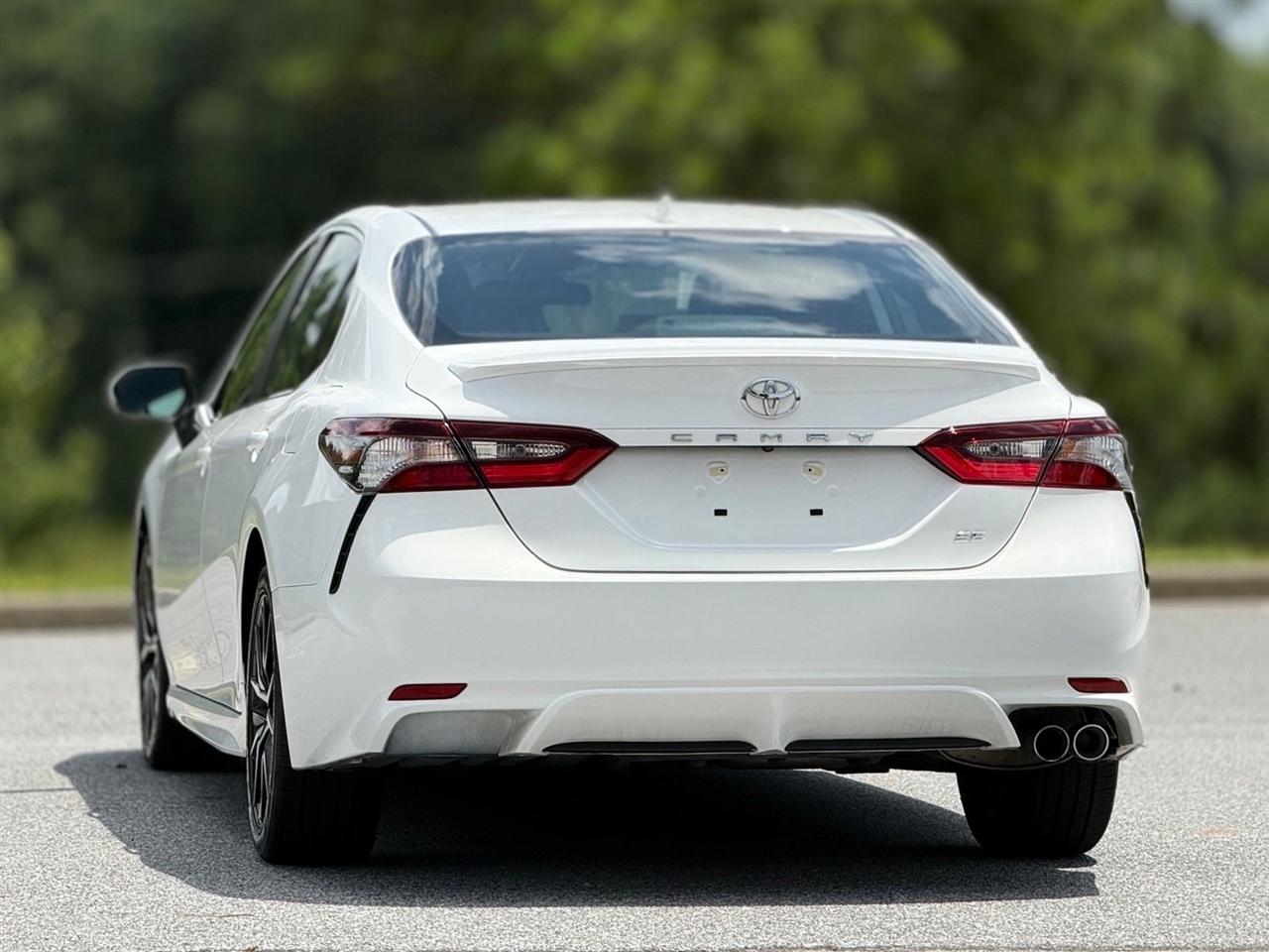 Toyota Camry  2023
