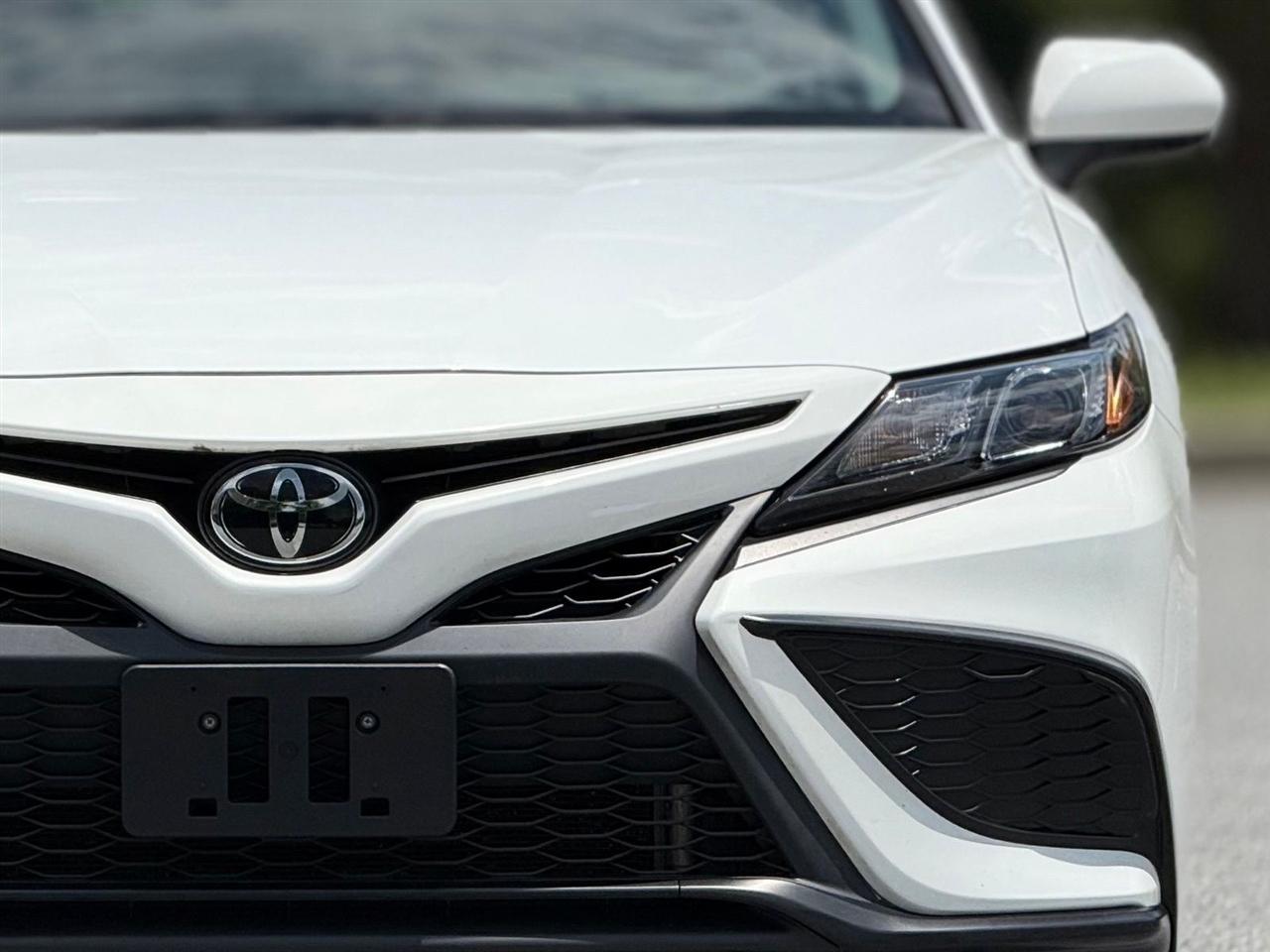 Toyota Camry  2023
