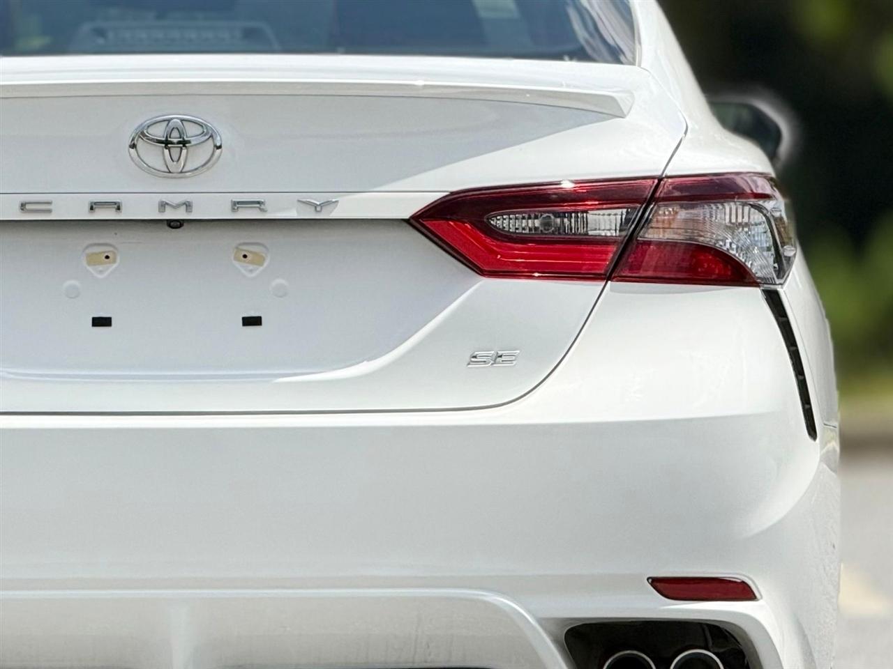 Toyota Camry  2023