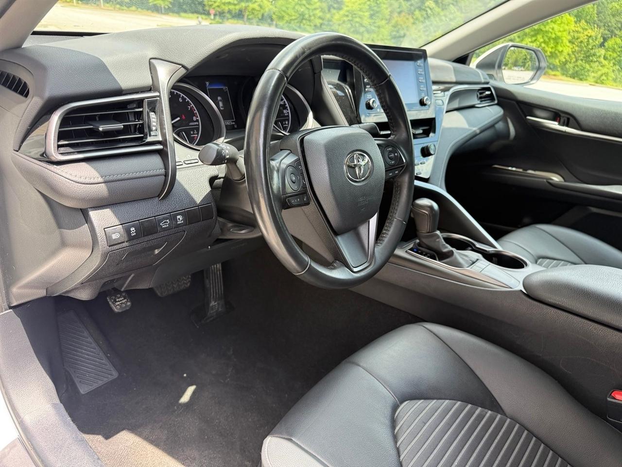 Toyota Camry  2023