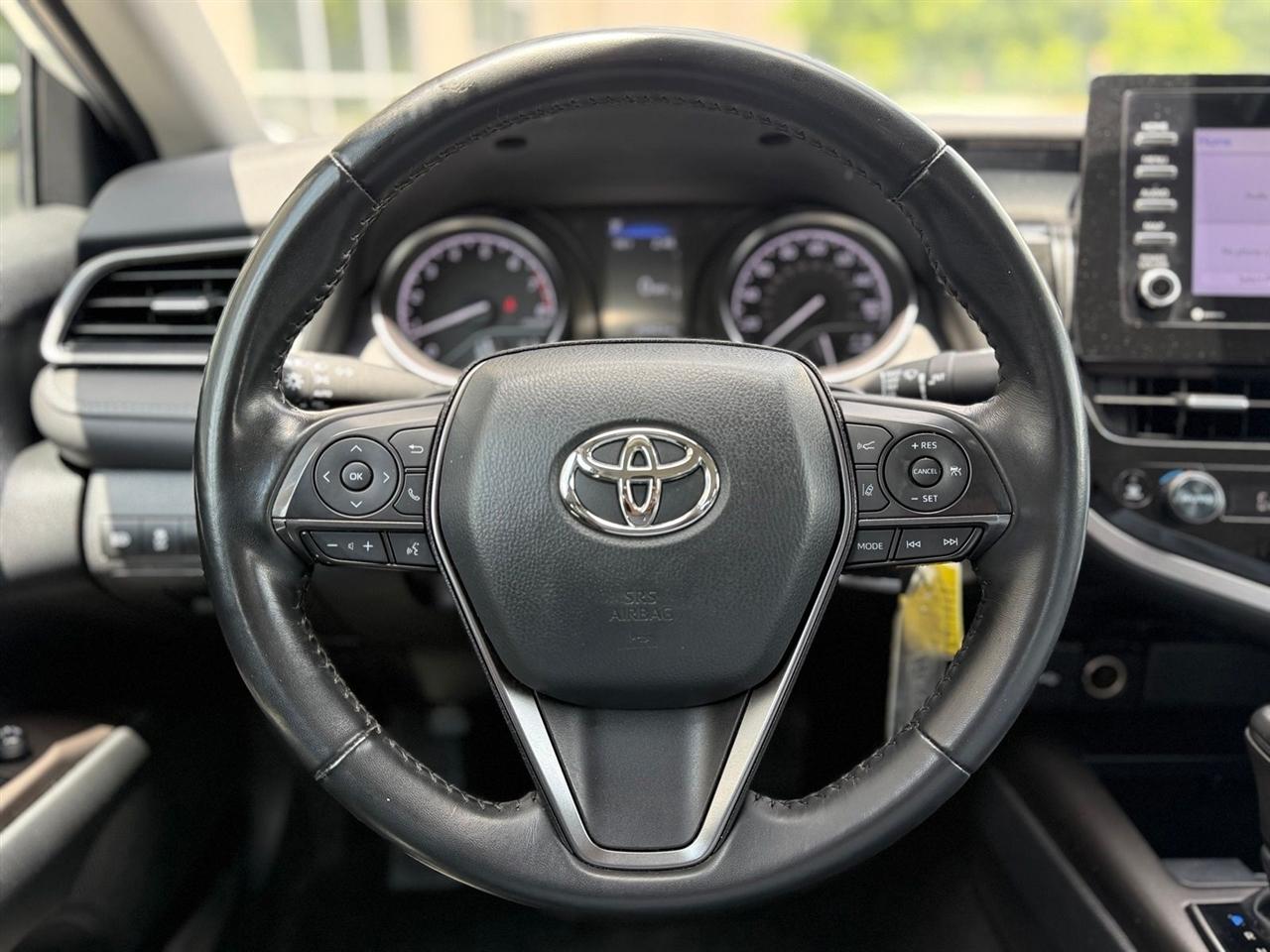 Toyota Camry  2023