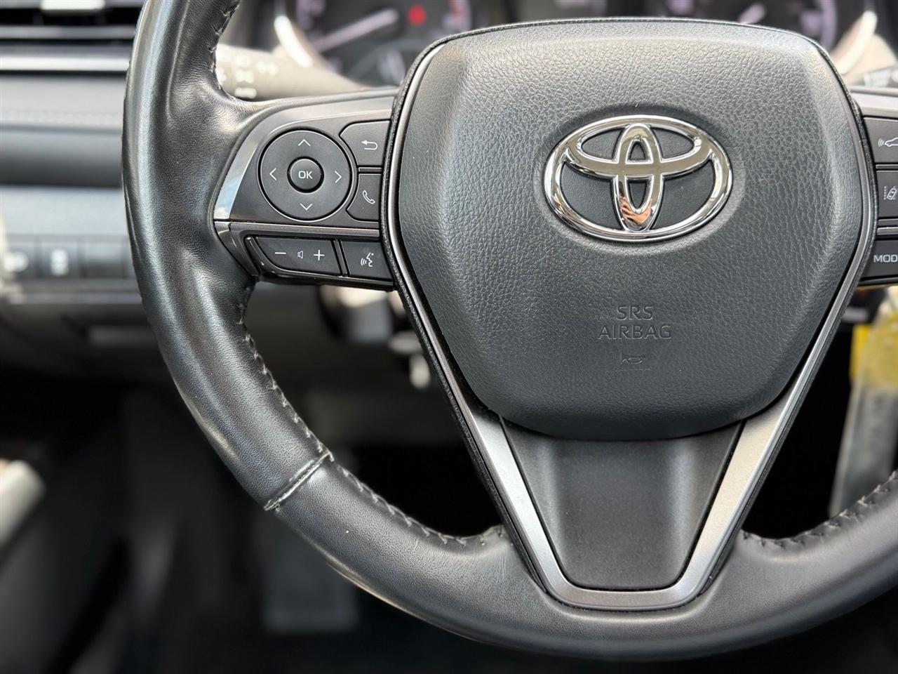 Toyota Camry  2023