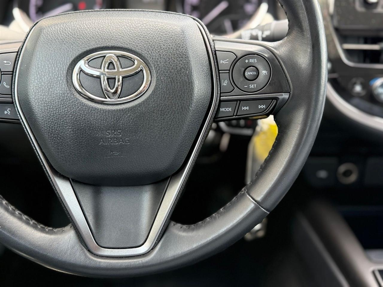 Toyota Camry  2023