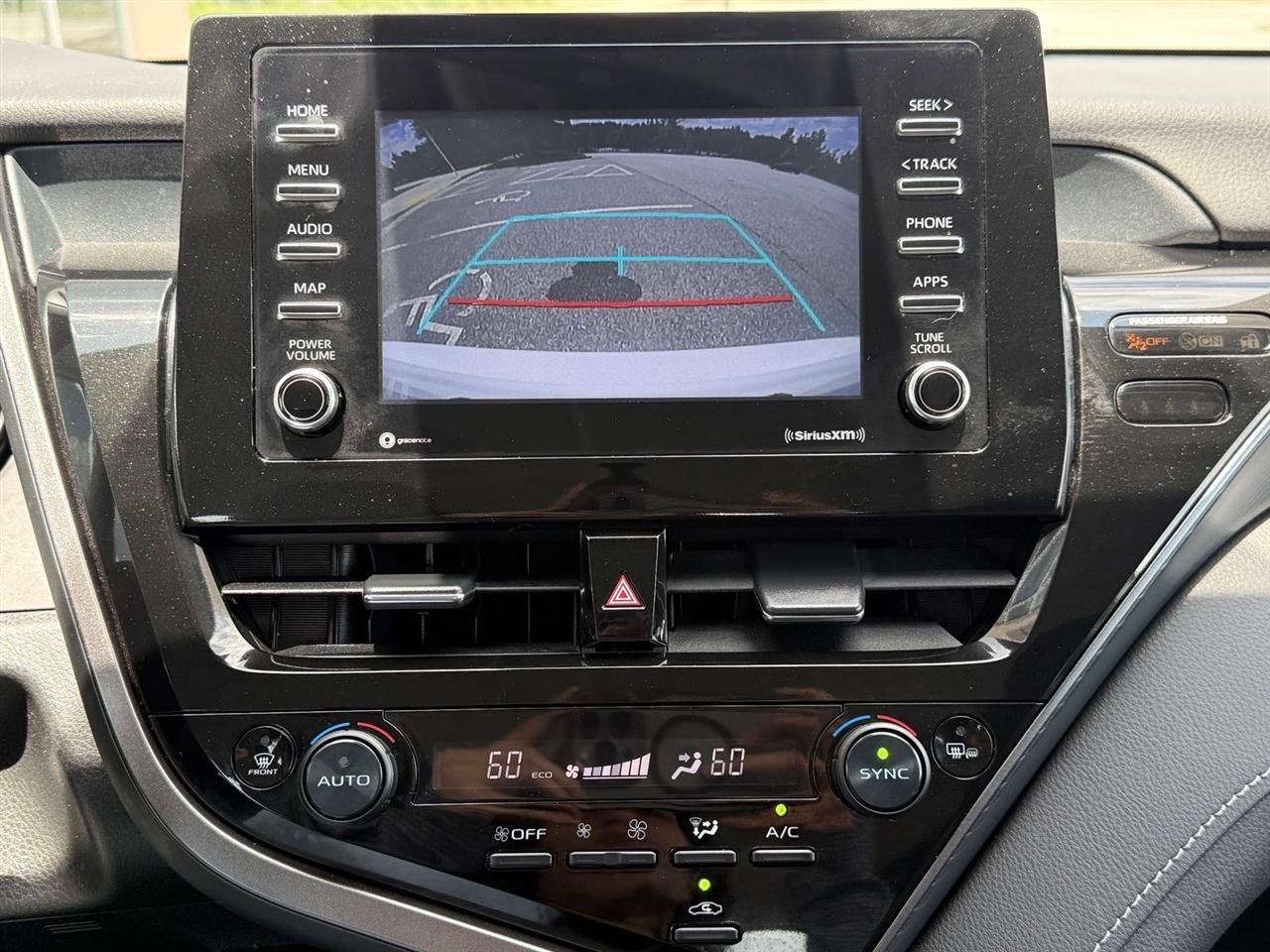 Toyota Camry  2023