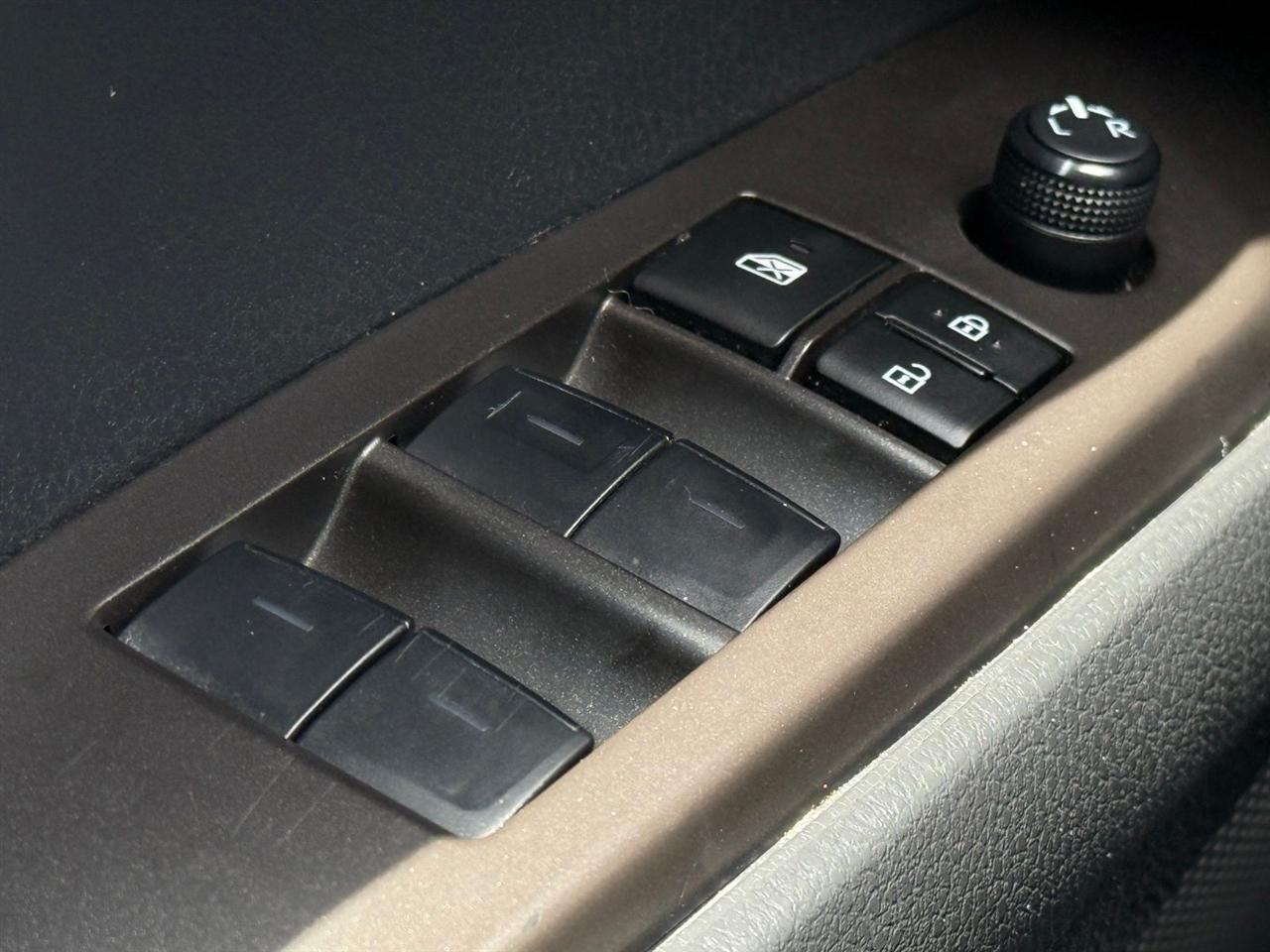 Toyota Camry  2023