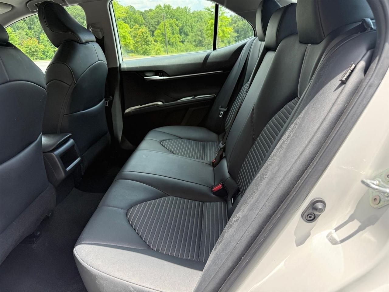Toyota Camry  2023