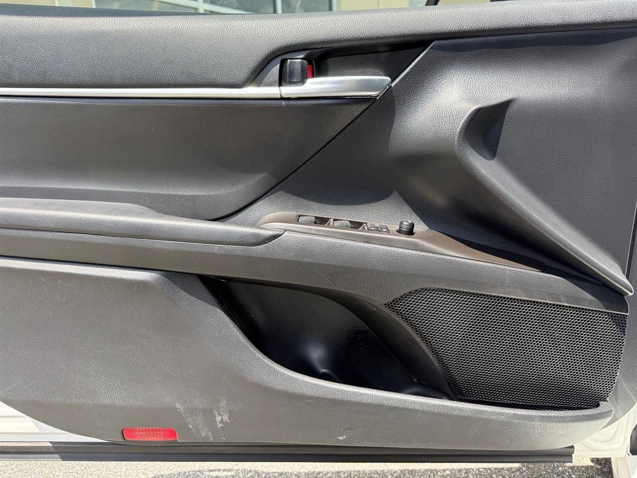 Toyota Camry  2023