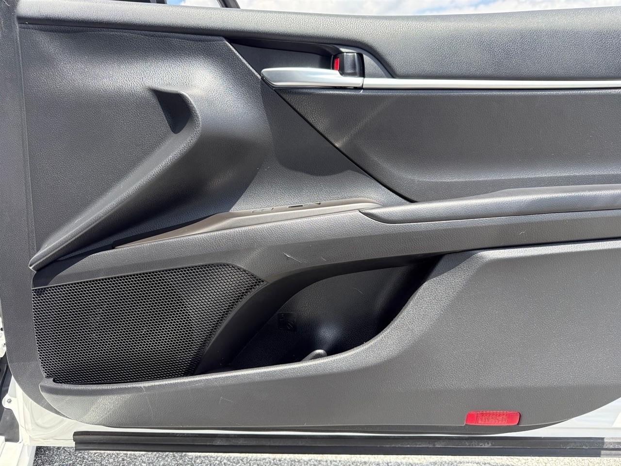 Toyota Camry  2023