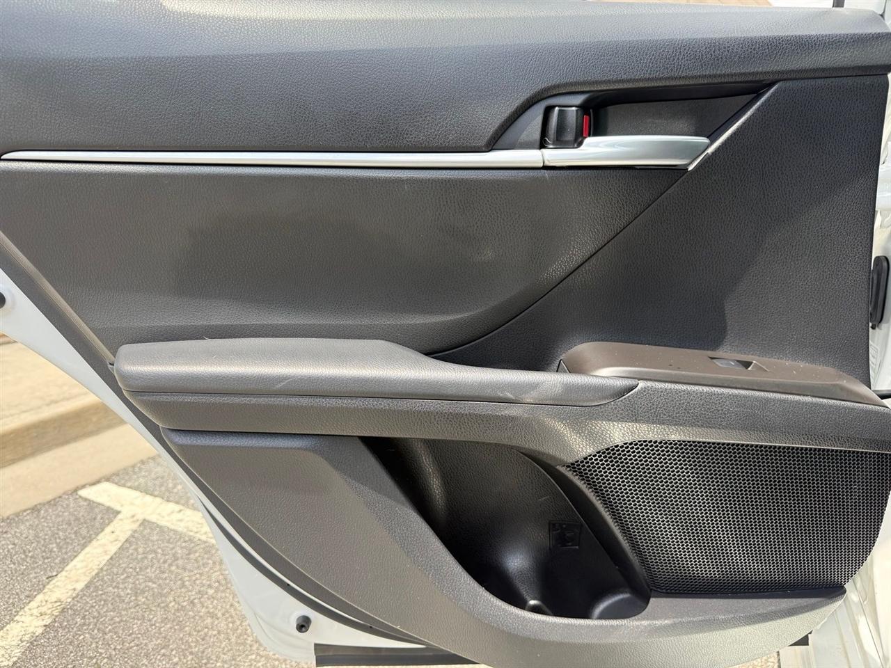 Toyota Camry  2023