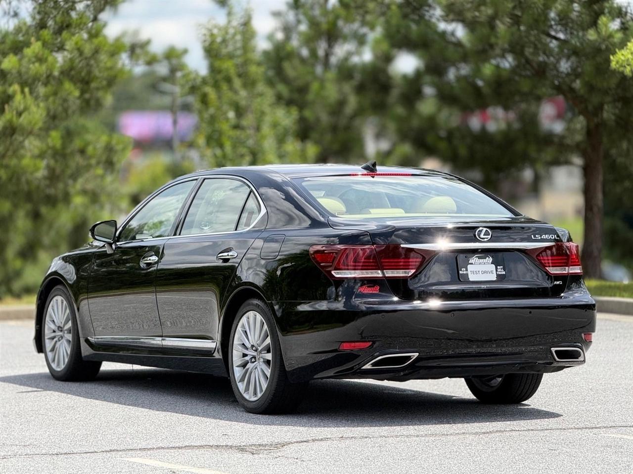 Lexus LS  2017