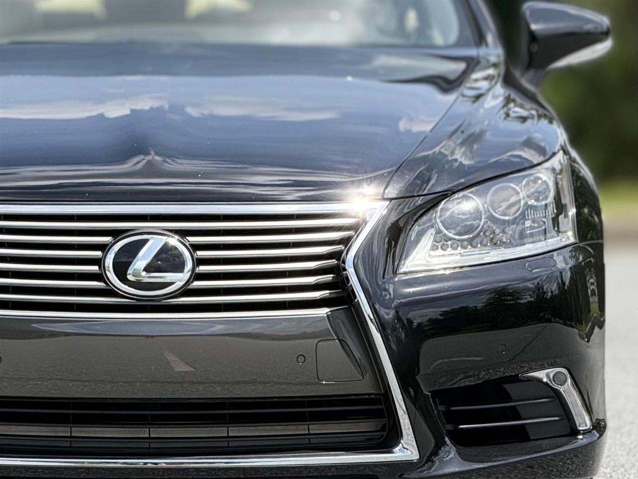 Lexus LS  2017