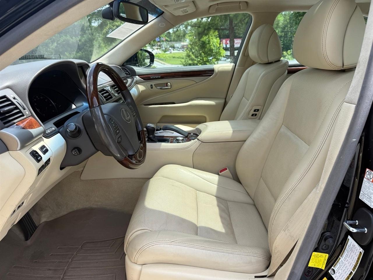Lexus LS  2017