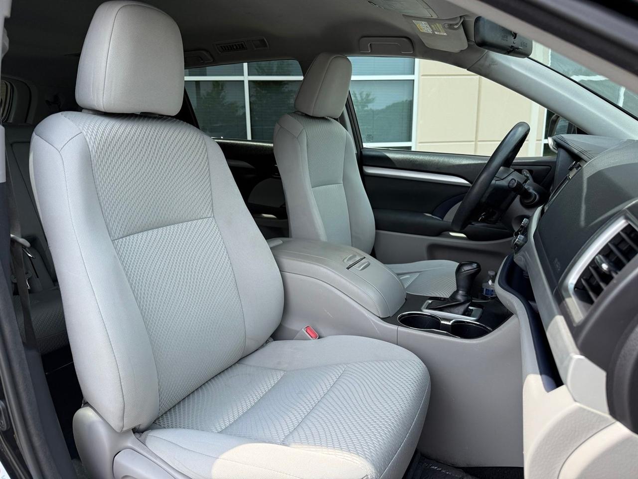 Toyota Highlander  2016