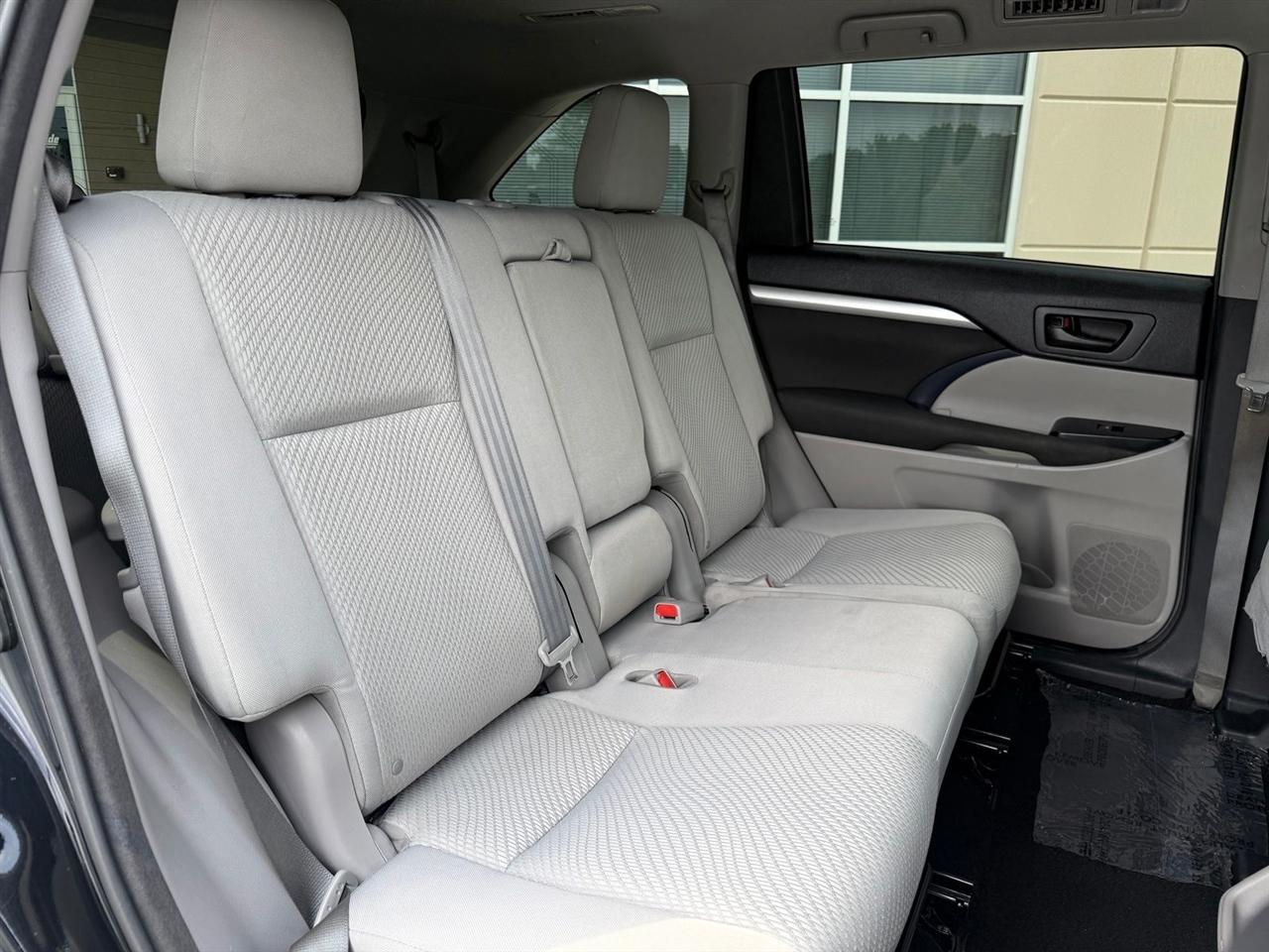 Toyota Highlander  2016